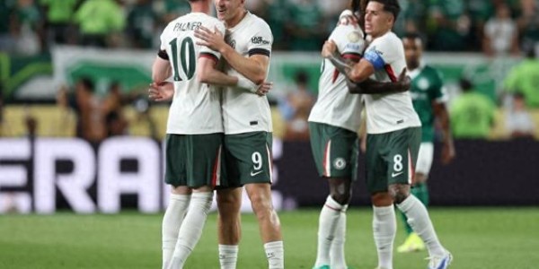 开云体育官网-切尔西守住第一关！半决赛再战巴甲，欧洲球队或会师世俱杯决赛