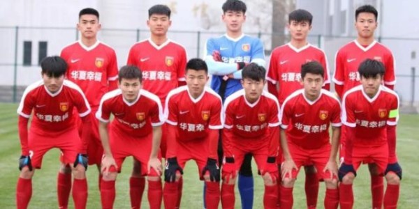 开云体育官网-多队欠薪，河北队停工休假，中国足球触底了吗？