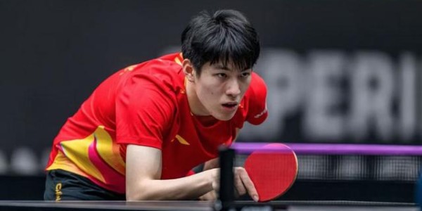 开云体育官网-19岁温瑞博首夺成人赛冠军，该重新定义国乒“小将”这个词了|决赛|马斯喀特|乒乓球|少年|奖杯_新浪体育_新浪新闻
