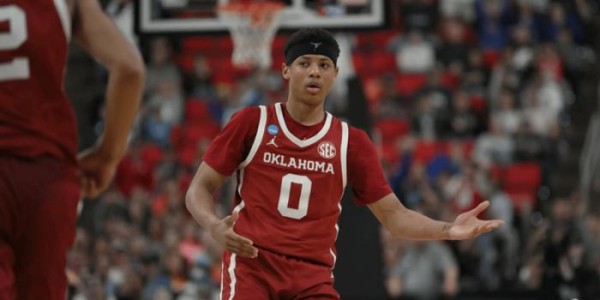 开云体育官网-他的名字和号码加起来，就是无畏