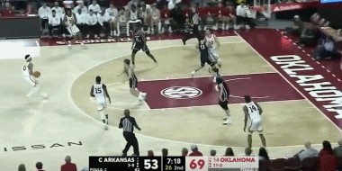 开云体育官网-他的名字和号码加起来，就是无畏