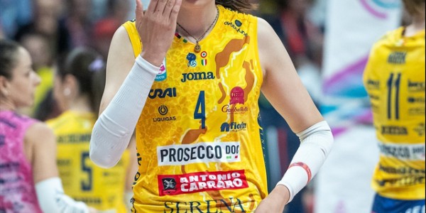 开云体育app-朱婷越打越油！2场合砍33分晋级意甲四强，王媛媛冲击留洋首冠|拦网|1/4决赛|科内|瓦基弗银行|中国女排_新浪体育_新浪新闻