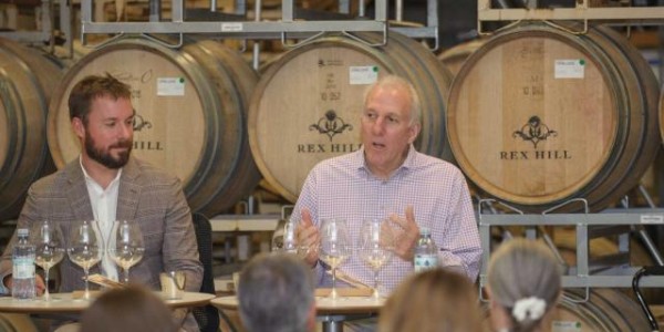 开云体育官网-唯篮球和美酒不可辜负，波波维奇享受生活不将就